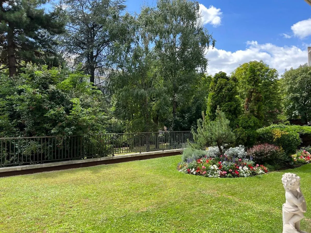 Un Bijou De 120 M Apartment Paris France